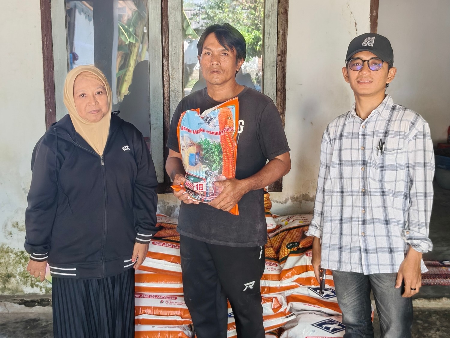 dukung-ketahanan-pangan-benih-jagung-disalurkan-untuk-4-625-hektare-lahan-di-jember