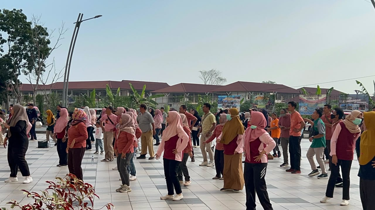 asn-dtphp-jember-ikuti-osma-di-jsg-perkuat-kebugaran-dan-kebersamaan-untuk-tingkatkan-kinerja